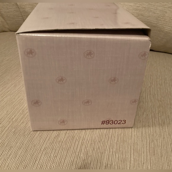 NEW “A SNUGGLE WITH TWEETY” #93023 ASHTON-DRAKE - ORIGINAL BOX & COA - Picture 15 of 17